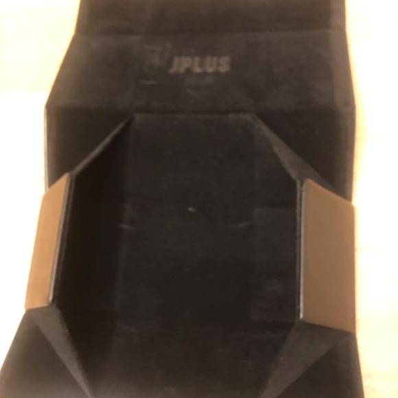 COPY - JPLUS cat eye sunglasses with white stripe - Picture 7 of 8